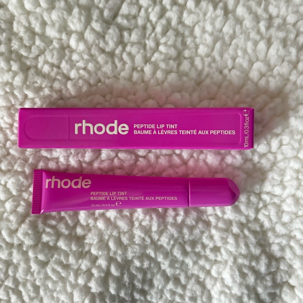 Rhode Shortcake Peptide Lip Treatment